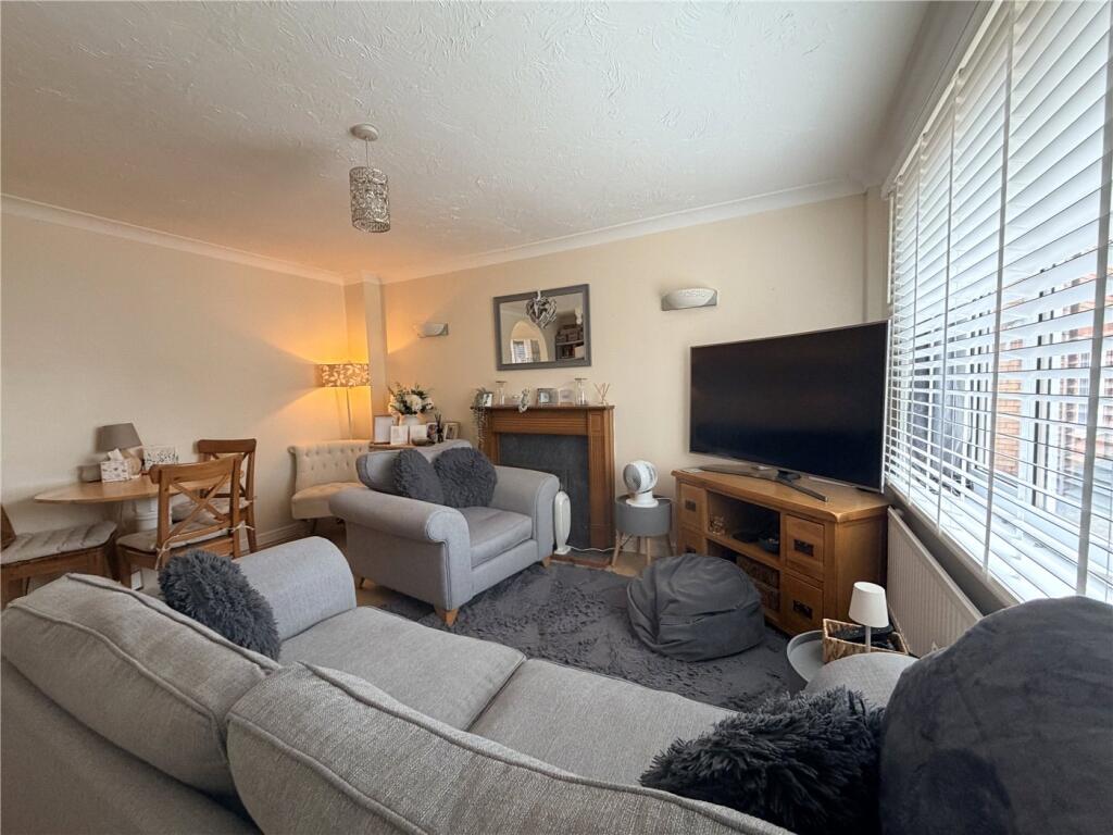 House in Guildford - View 3