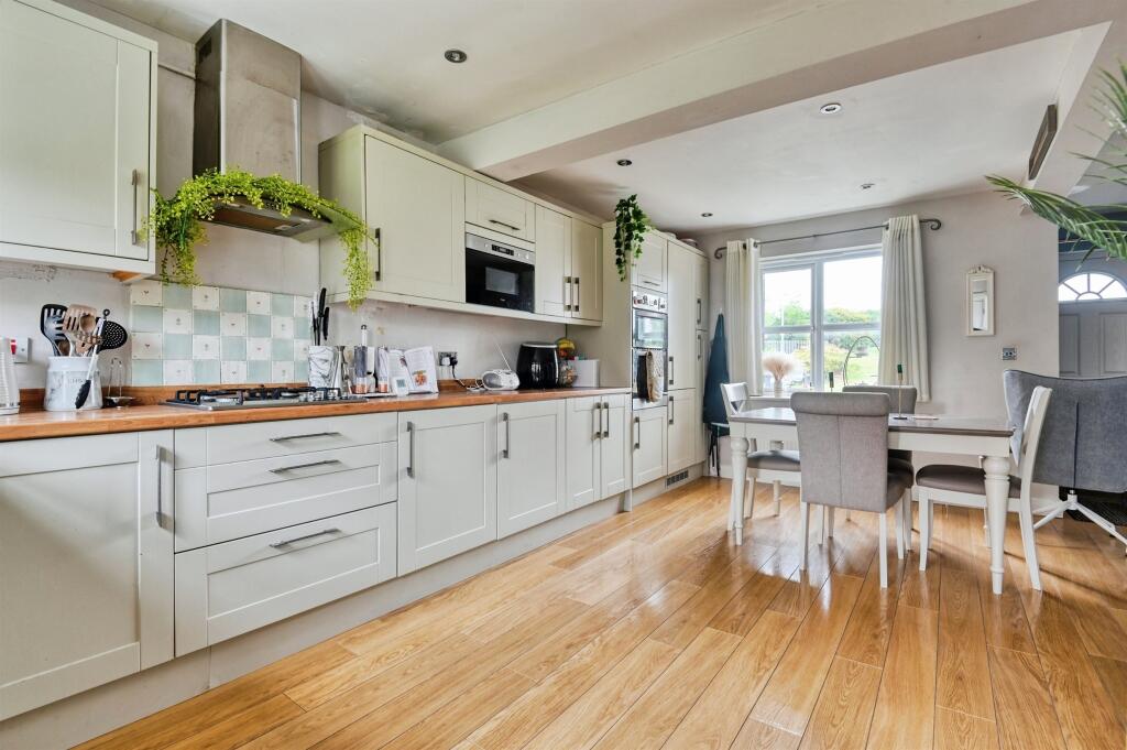 Langley Park Way, Sutton Coldfield, Sutton Coldfield