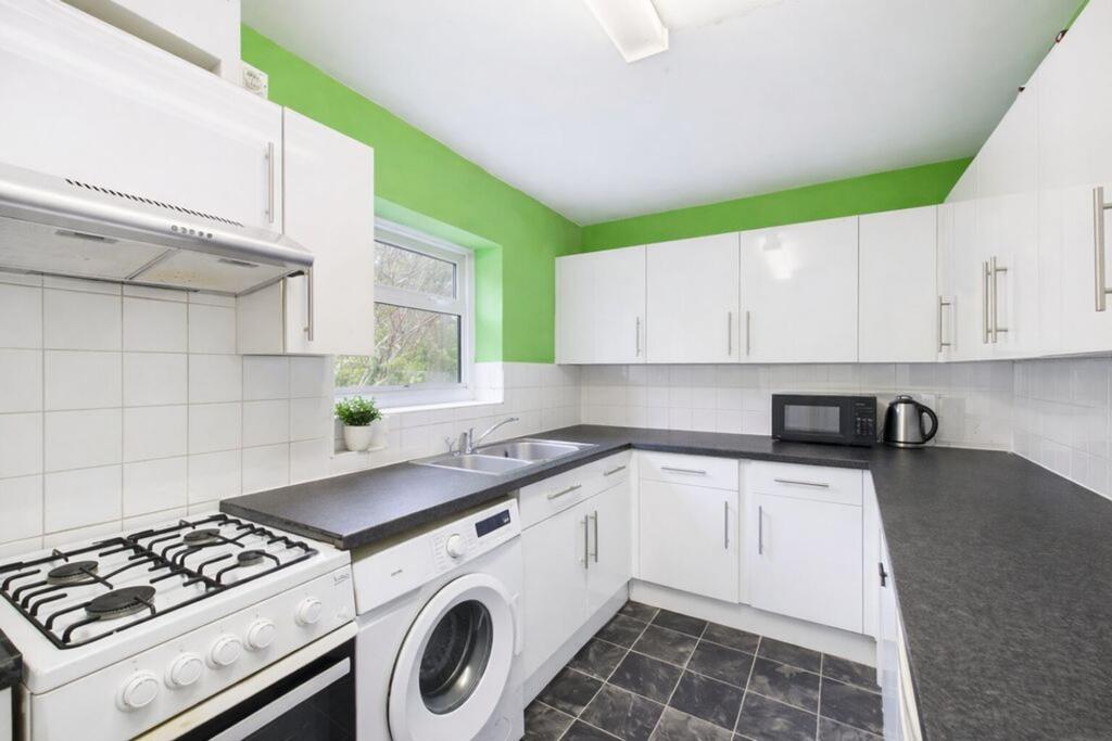 Main image of property: The Avenue, Brighton, BN2