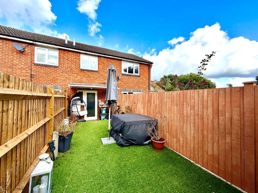 House in Kingston upon Thames - View 5
