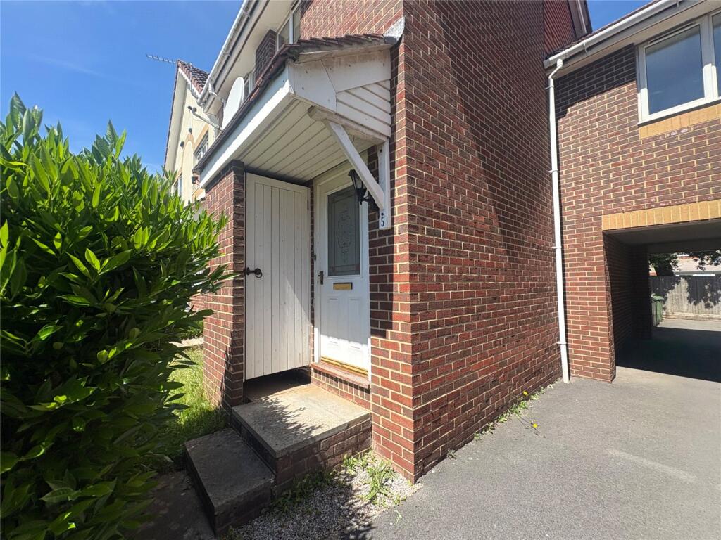 Main image of property: Pinkers Mead, Bristol