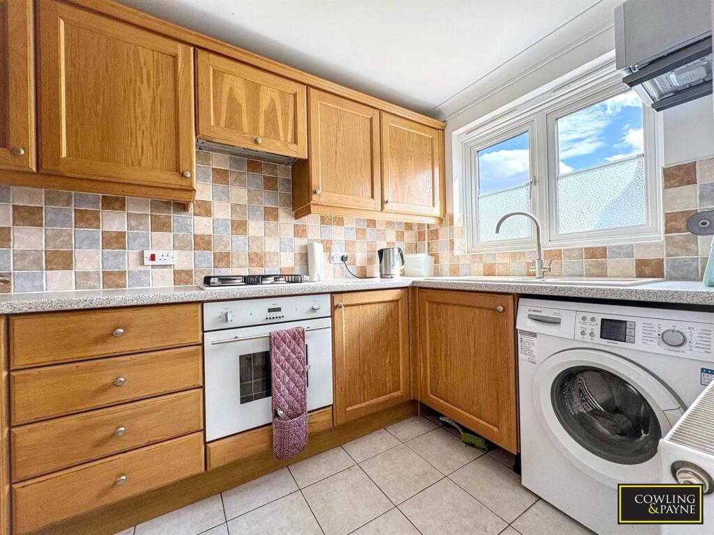 House in Southend-on-Sea - View 4