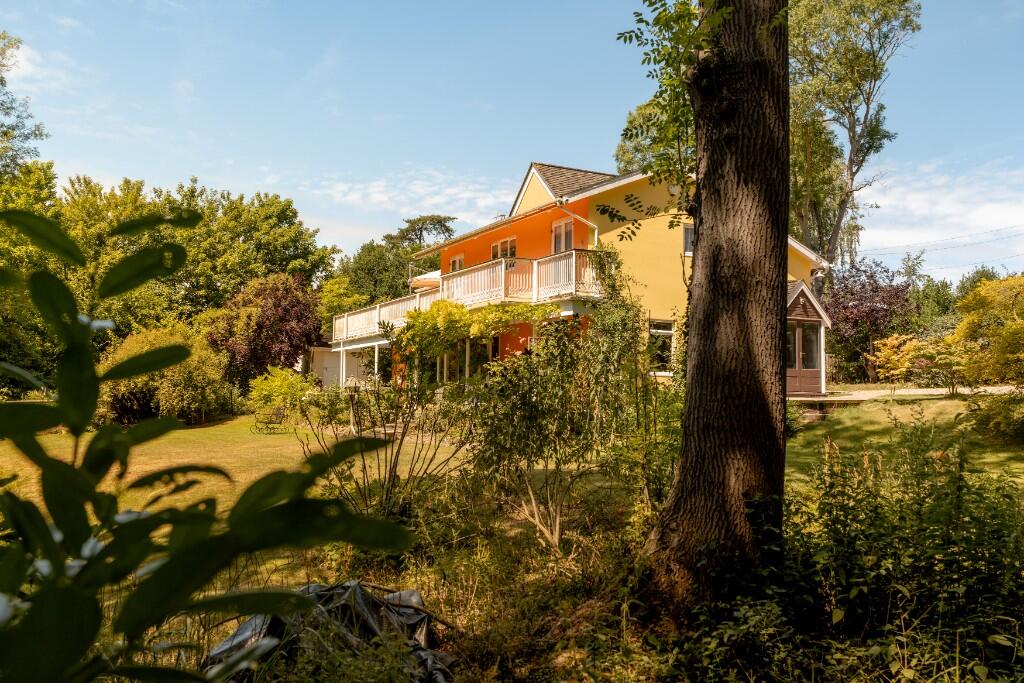 Main image of property: Dunburgh Road, Geldeston, NR34