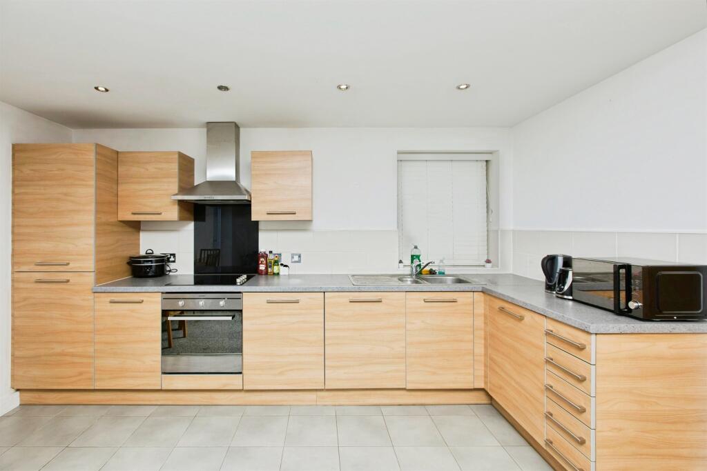 Apartment in Derby - View 5