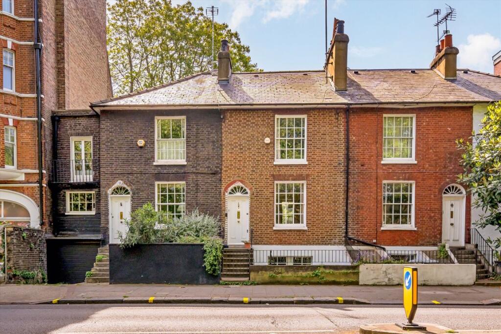 Main image of property: New Kings Road, Fulham