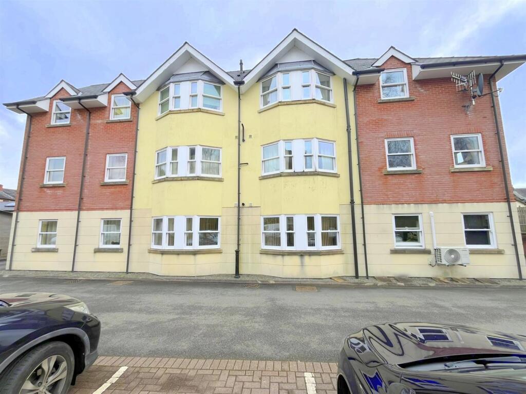 Main image of property: Valentine Court, Llanidloes