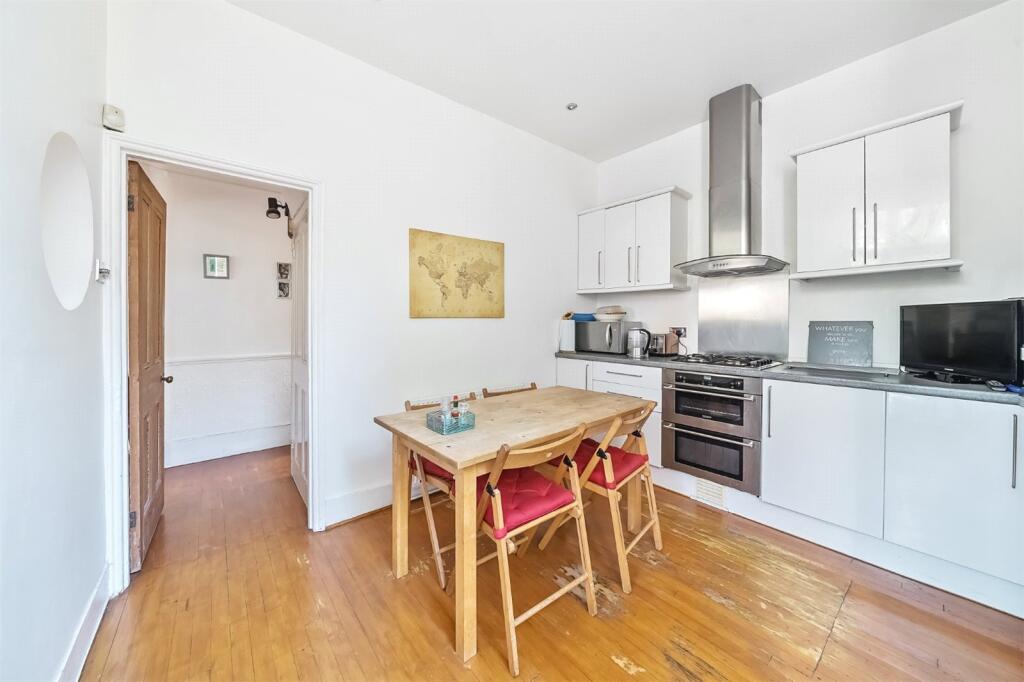 Alexandra Avenue, London, N22 photo 4