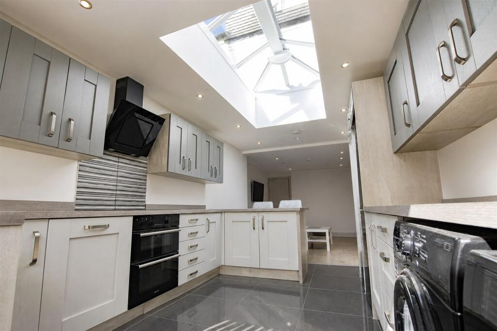 House in Birmingham, Selly Oak - View 4