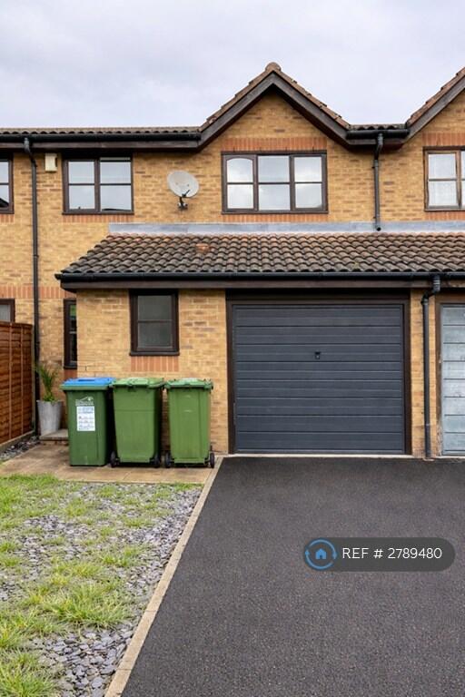 Main image of property: Harlinger St, London, SE18