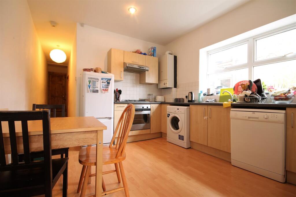 Main image of property: Fern Avenue Lower, Jesmond