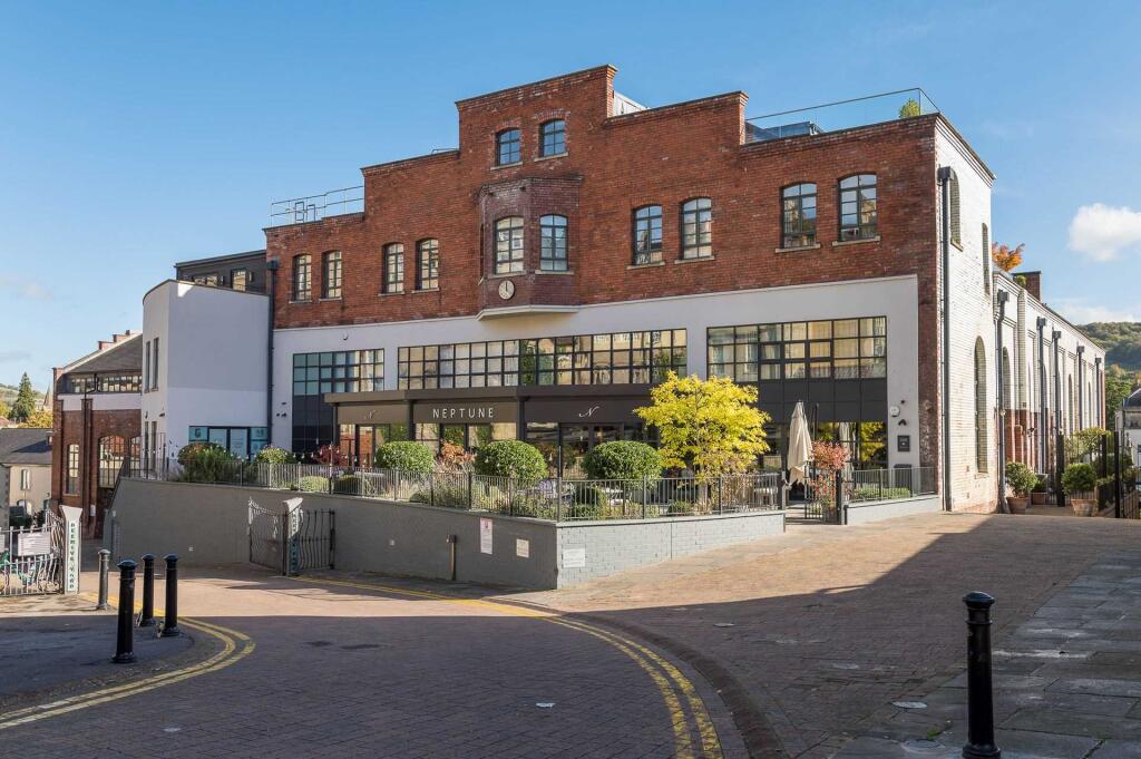 Main image of property: Beehive Yard, Walcot Street