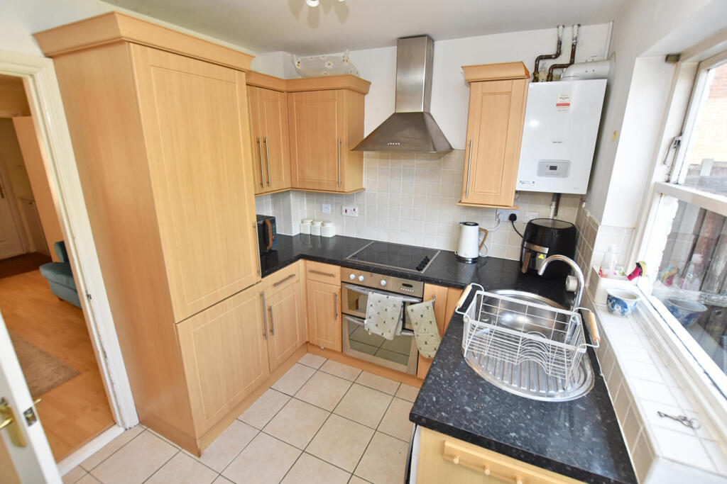 Inchbonnie Road, South Woodham Ferrers, Chelmsford photo 3