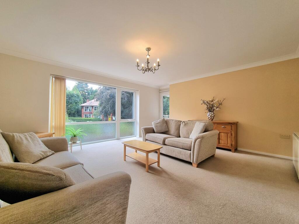 Apartment in Trafford, Greater Manchester - View 4