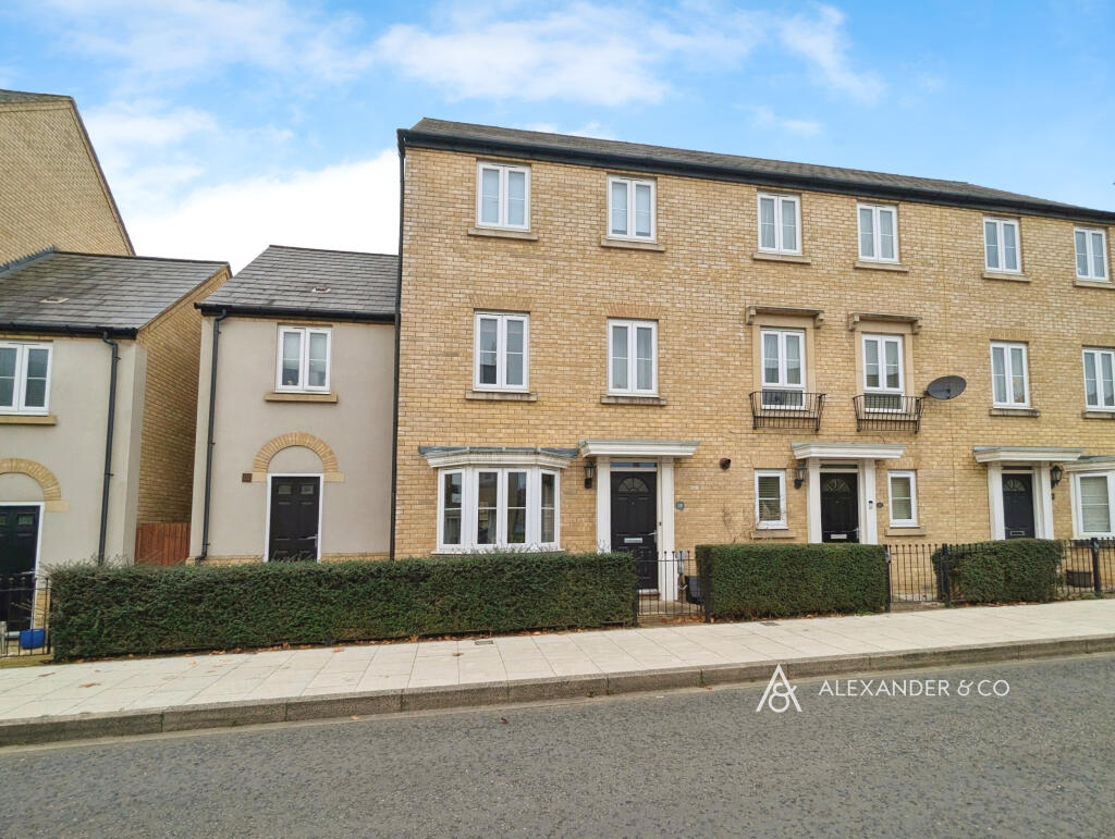Main image of property: Whitelands Way, Bicester, Oxfordshire, OX26