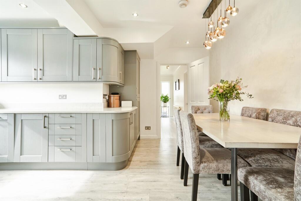 Additional image 4 of Hoyle Court Road, Baildon, Shipley