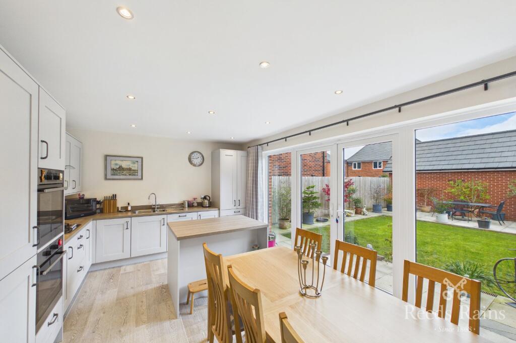 House in Congleton, Cranberry Gardens, Buglawton - View 2