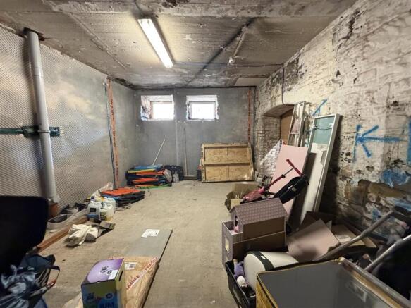 The General BS1 City &amp; Country For Sale Maggs &amp; Al