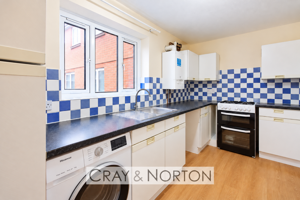 Apartment in Croydon - View 5