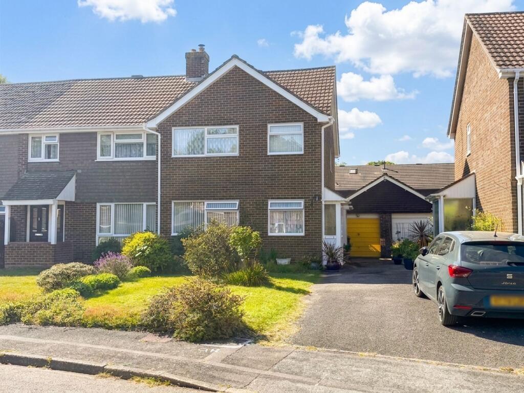 Main image of property: Windmill Copse, Dibden Purlieu, SO45