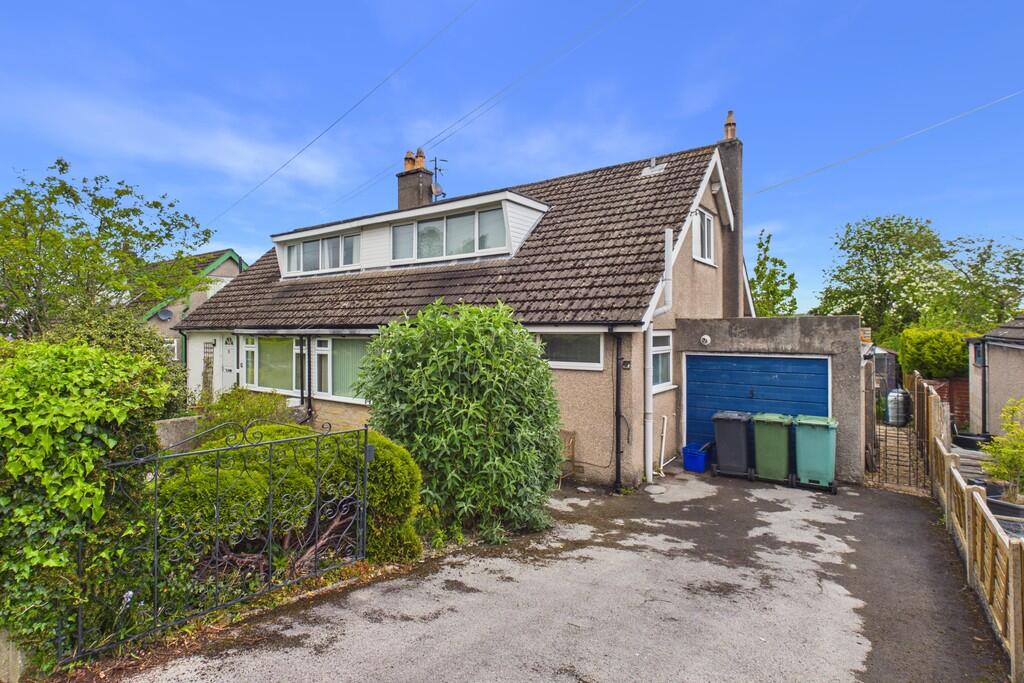 Main image of property: 34 Plantation Avenue, Arnside, Cumbria, LA5 0HX
