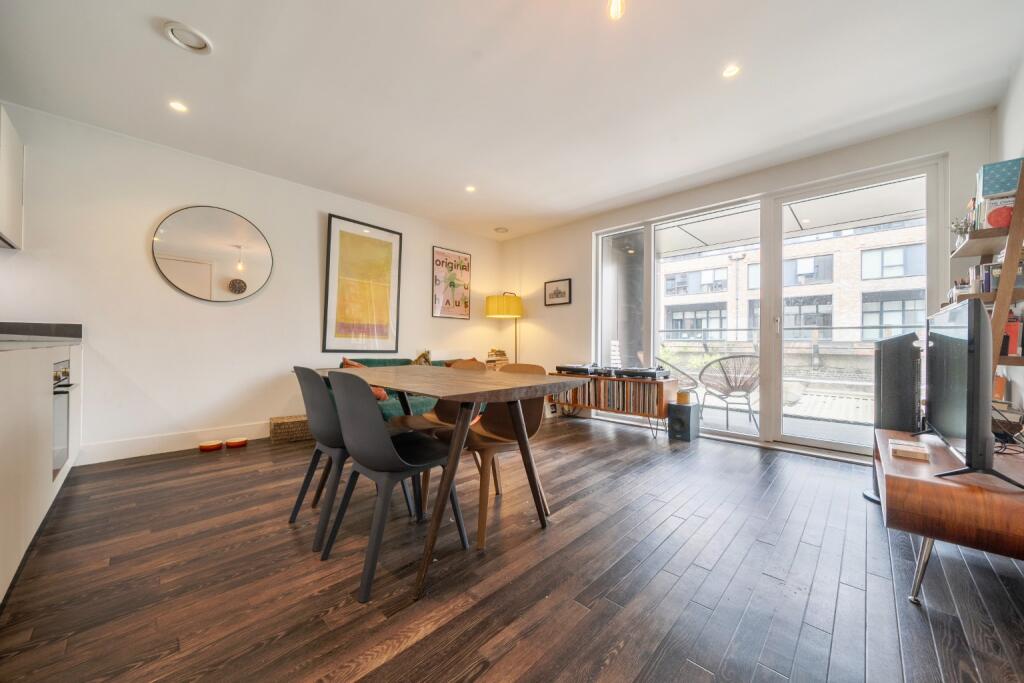 Main image of property: Moulding Lane, SE14