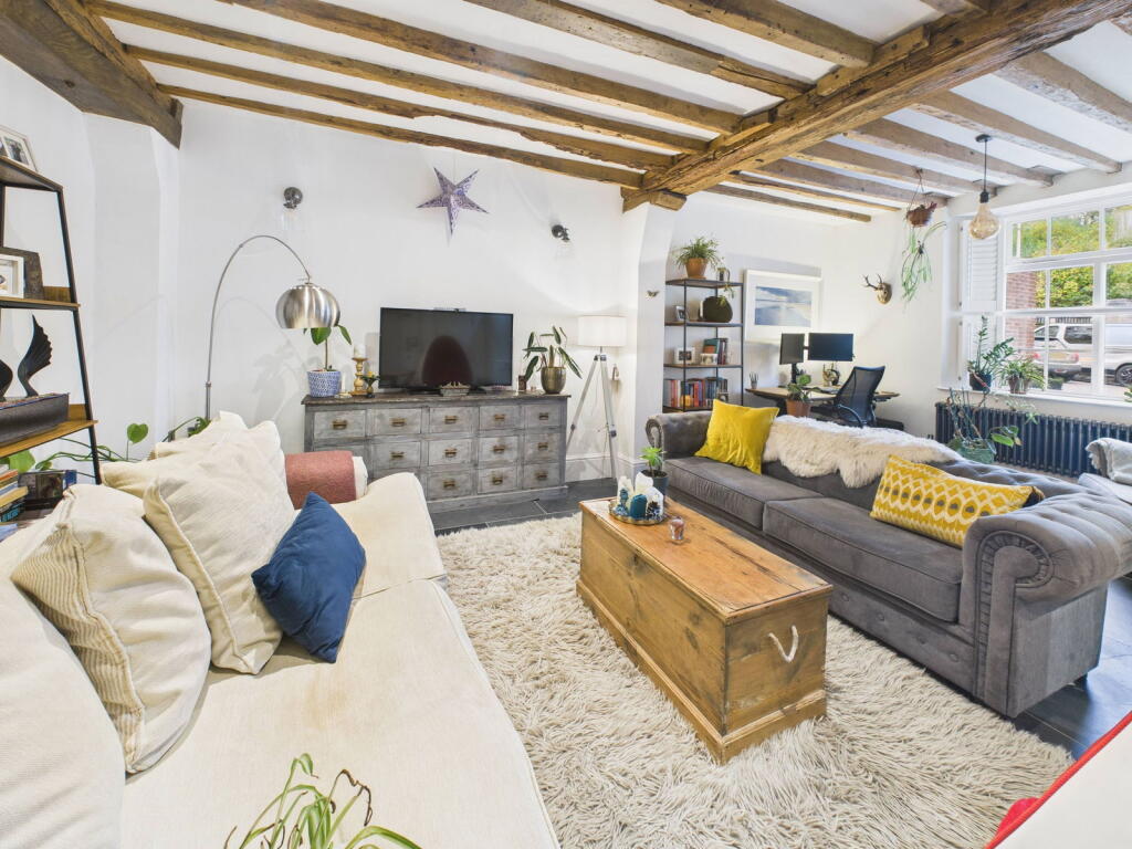 2-bed flat on 2 Corn Mill, £295,000