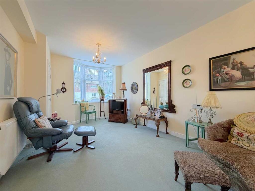 House in York - View 4