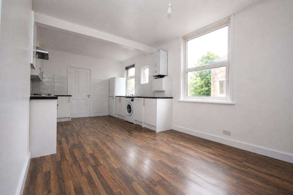 Main image of property: Edith Road, London, SE25