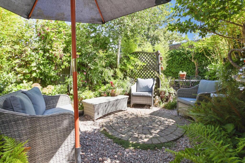 House in Tunbridge Wells, Hawkhurst - View 5