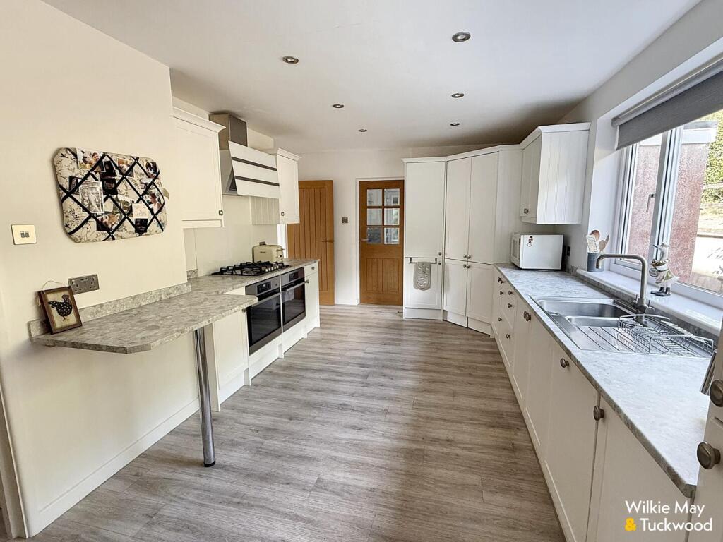 Pemswell Road, Minehead photo 3