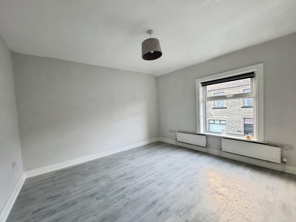 Additional image 4 of Marsh Street, Cleckheaton, BD19
