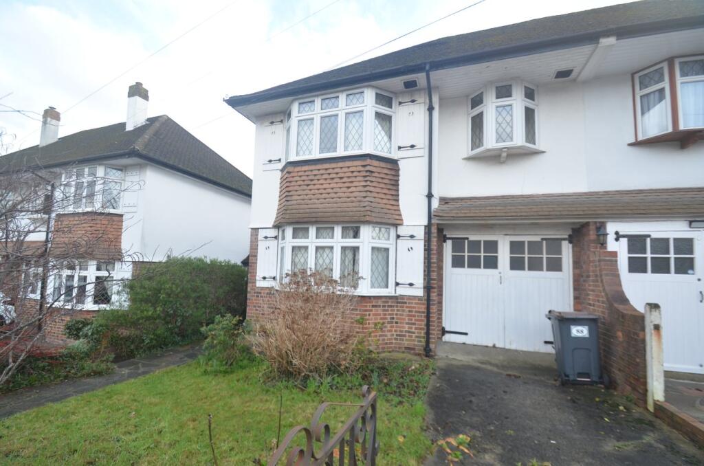Main image of property: Devonshire Way, Shirley, Croydon, CR0