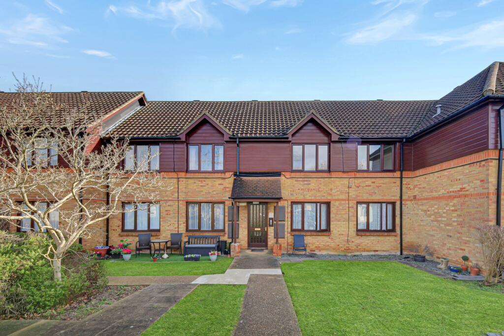 Main image of property: Oakwood Grove, Wickford Avenue, Basildon, Essex, SS13