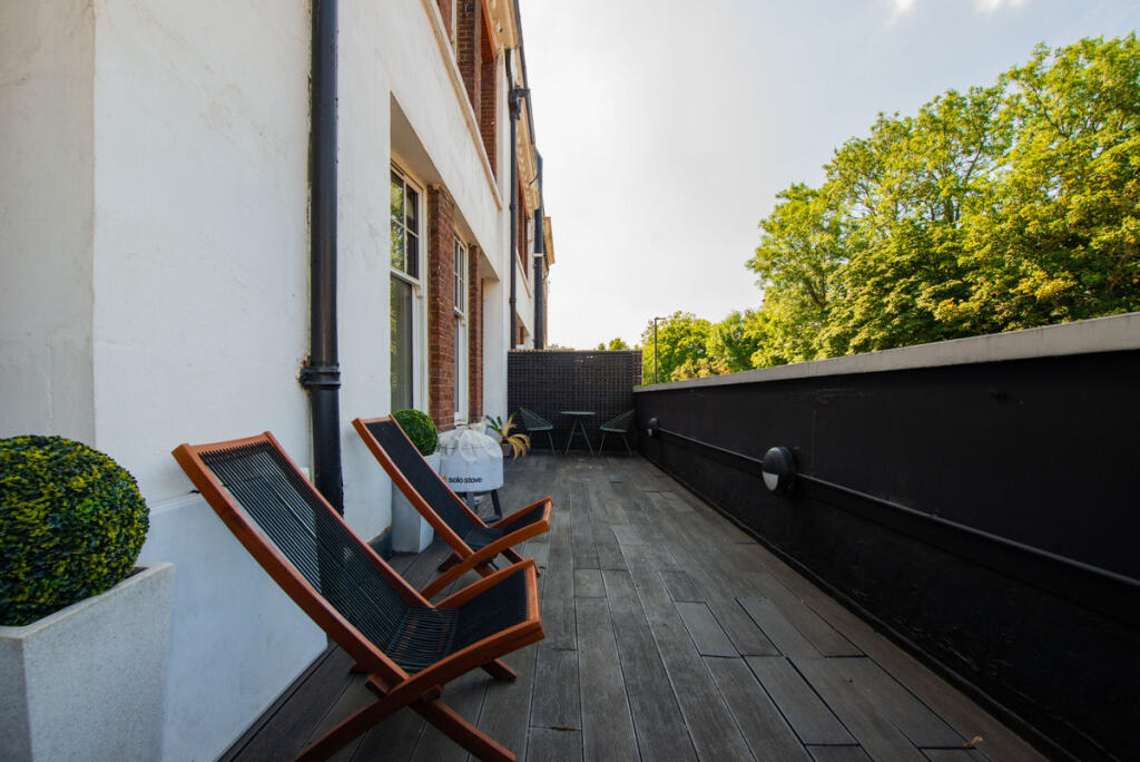 3 bedroom apartment for rent