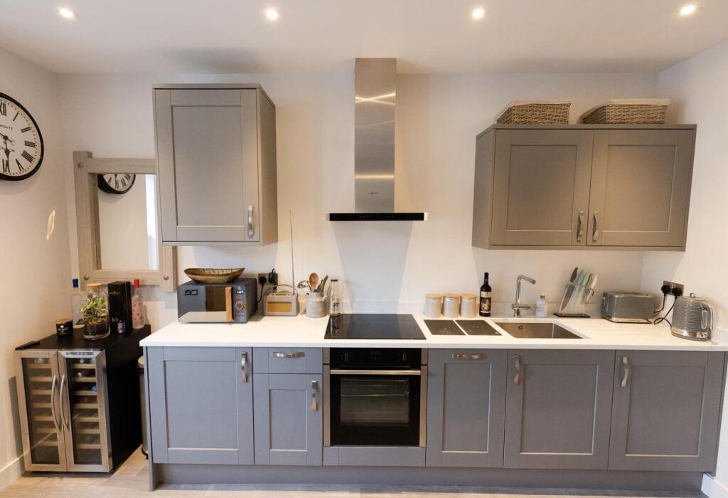 Additional image 5 of The Elms, 14 High Street, Henley-In-Arden