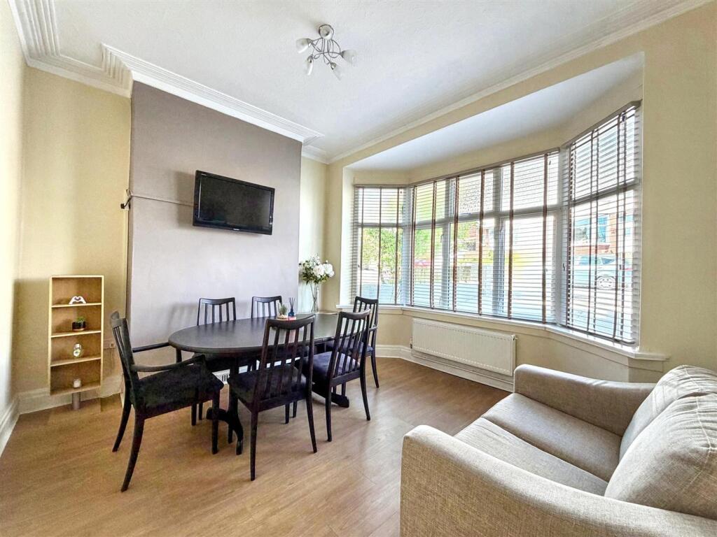 House in Newport, St. Woolos, Stow Hill - View 6