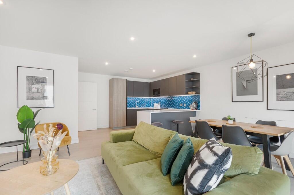 Main image of property: Cremer Street, London, E2
