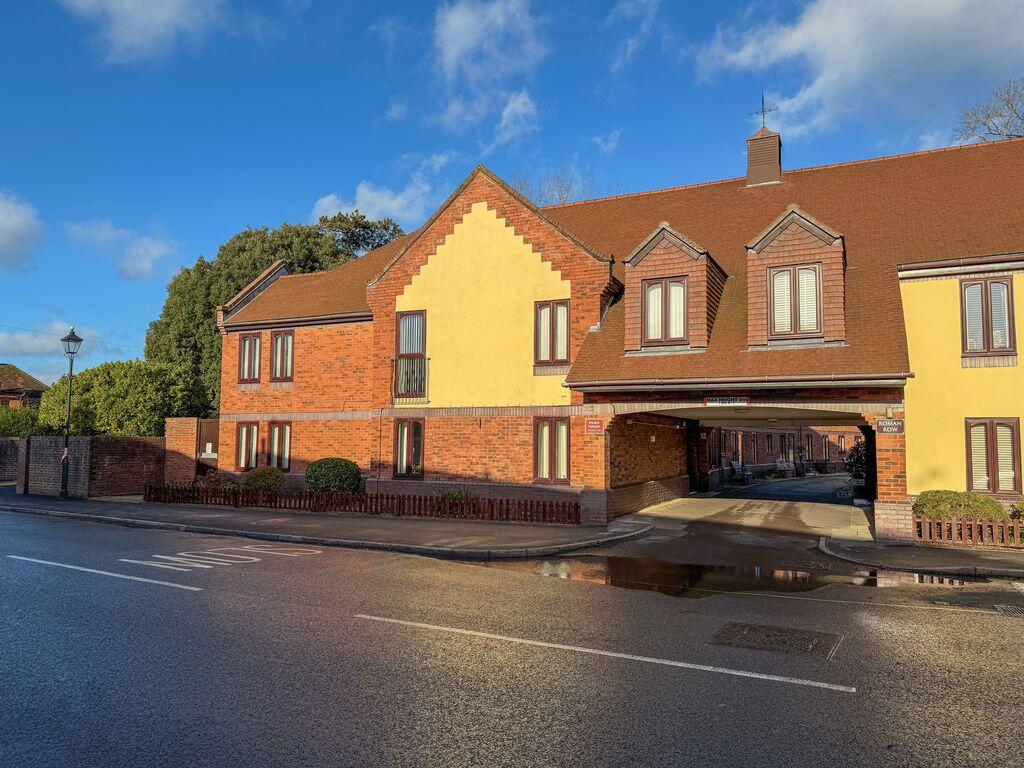 Main image of property: Bishops Waltham 