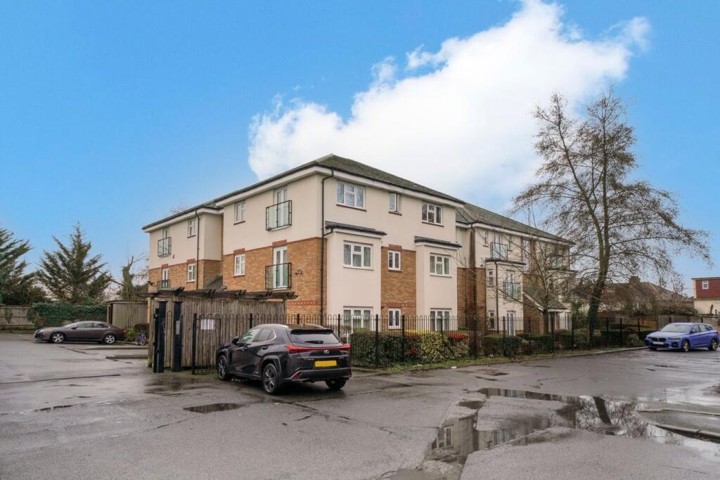Main image of property: Eltham Lodge, 9a Apsley Close, HARROW, HA2