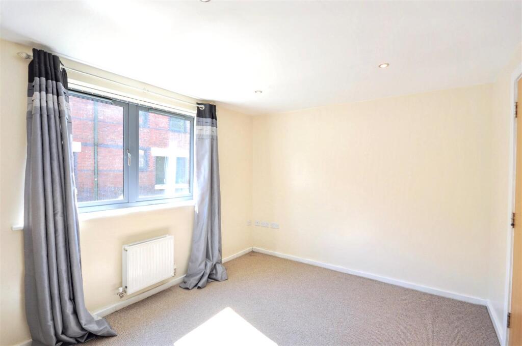 Main image of property: Reliant House, Margaret Street, Stone