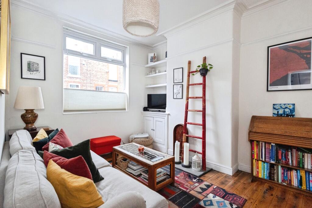 House in Manchester, Greater Manchester - View 2
