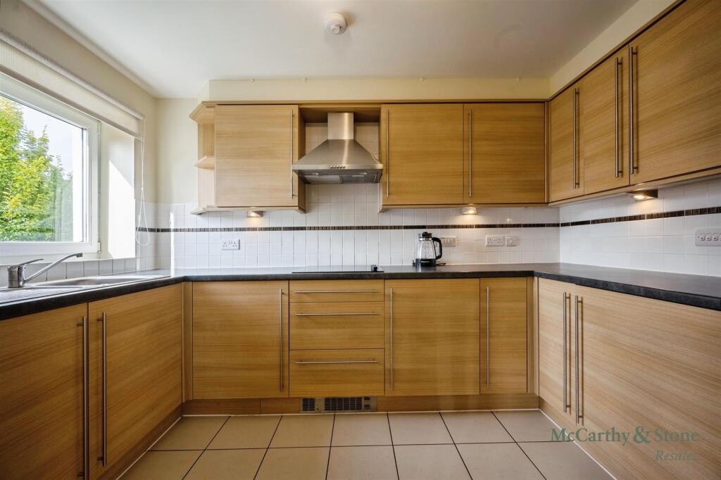 Apartment in Glasgow - View 5