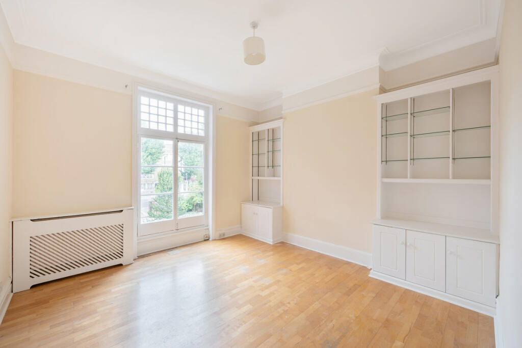 Apartment in London, City of Westminster - View 2