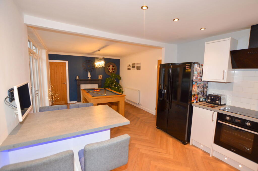 Old Hall Drive, Ashton In Makerfield, WN4 9NA photo 3