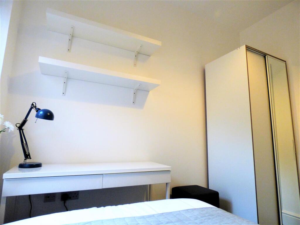 1 bedroom house share for rent