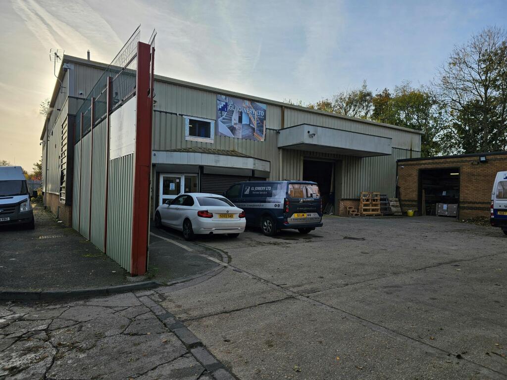External ground.jpg