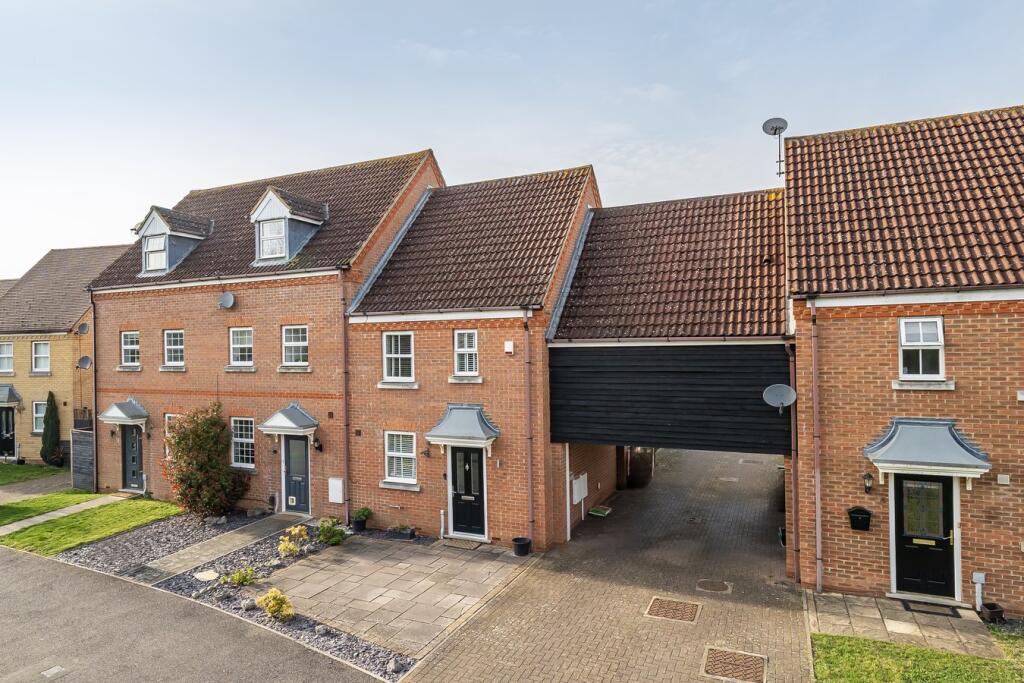 Main image of property: Kingfisher Road, Shefford, SG17