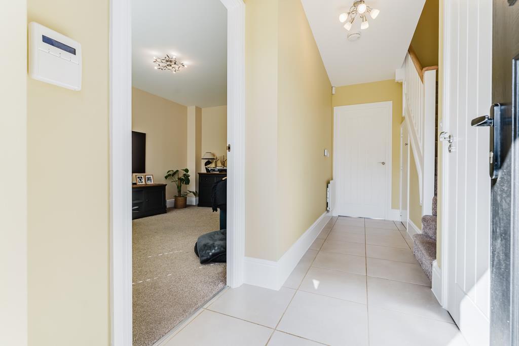 House in Barton Seagrave, North Northamptonshire - View 5