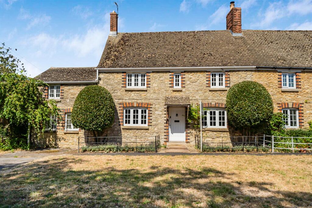 Main image of property: North Green, Kirtlington, Kidlington