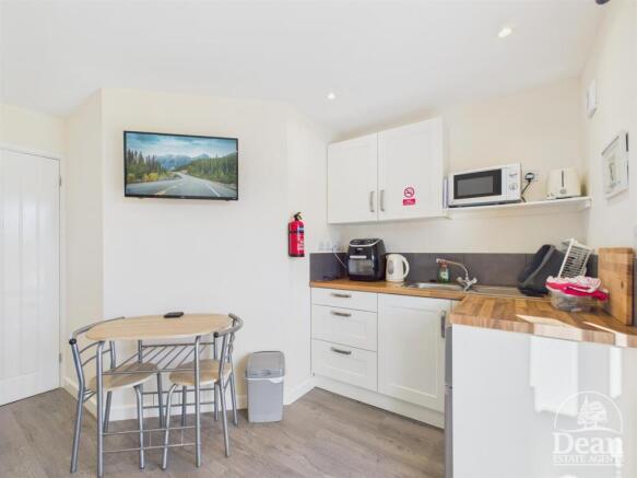 Deers Leap- Open Living Area